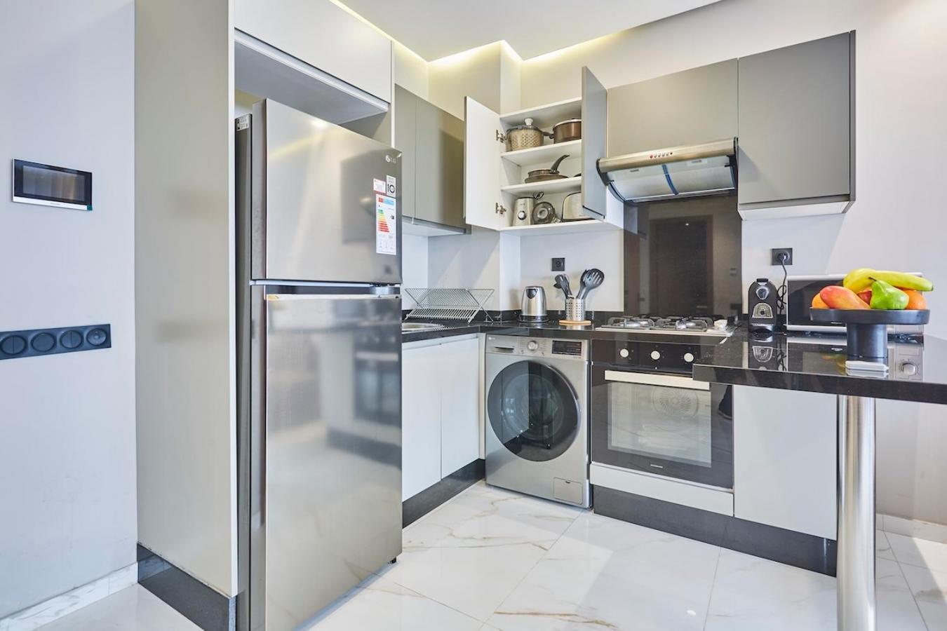 Chic And Cozy 1 Bedroom Oasis In The Heart Of Casa Казабланка Екстериор снимка