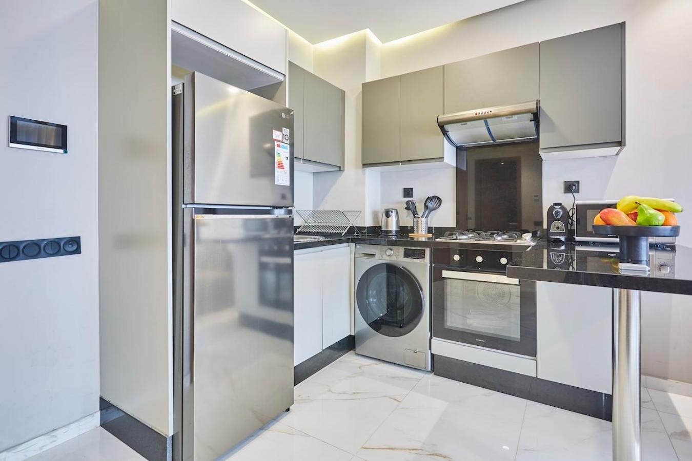 Chic And Cozy 1 Bedroom Oasis In The Heart Of Casa Казабланка Екстериор снимка