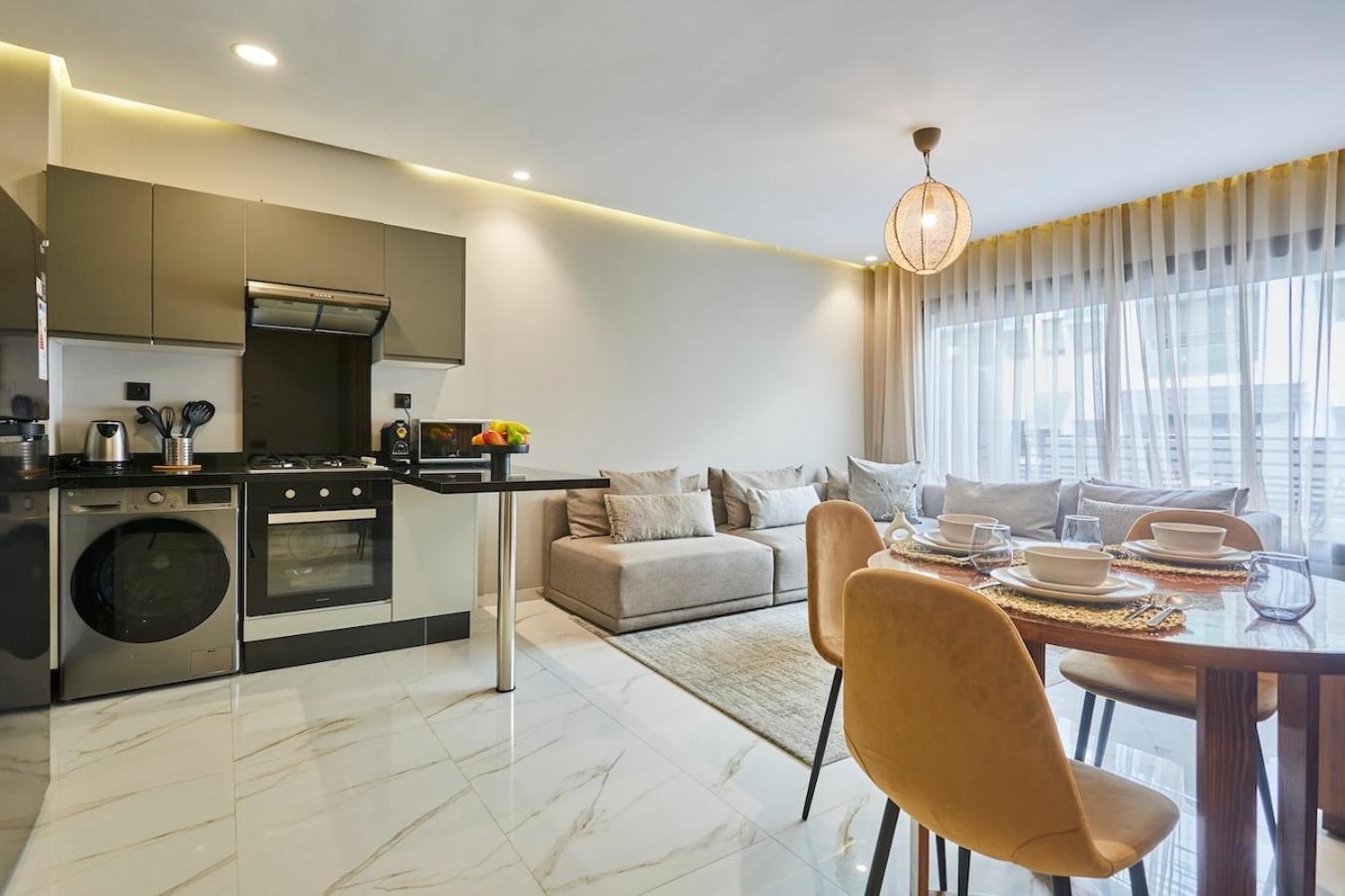 Chic And Cozy 1 Bedroom Oasis In The Heart Of Casa Казабланка Екстериор снимка