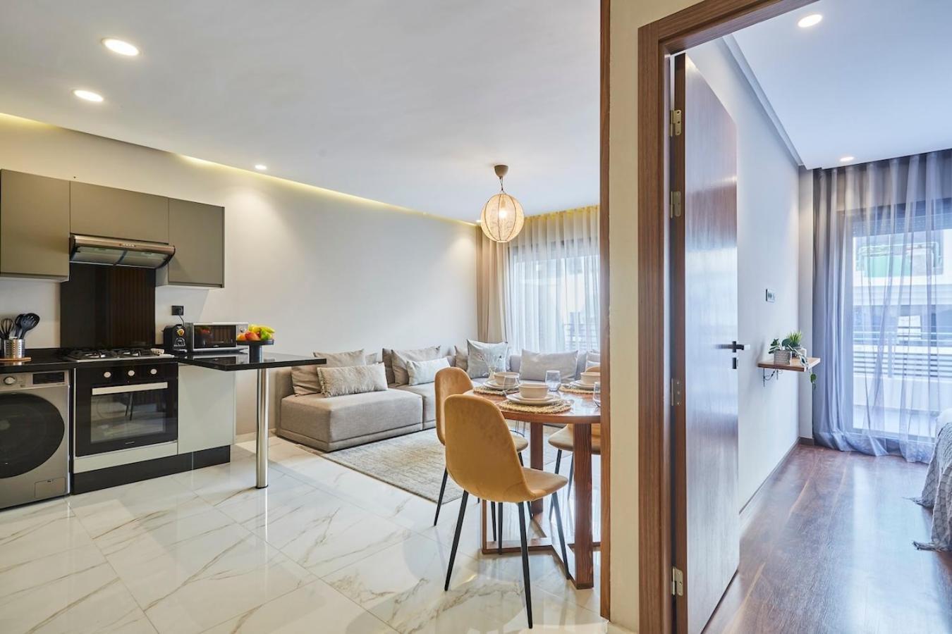 Chic And Cozy 1 Bedroom Oasis In The Heart Of Casa Казабланка Екстериор снимка