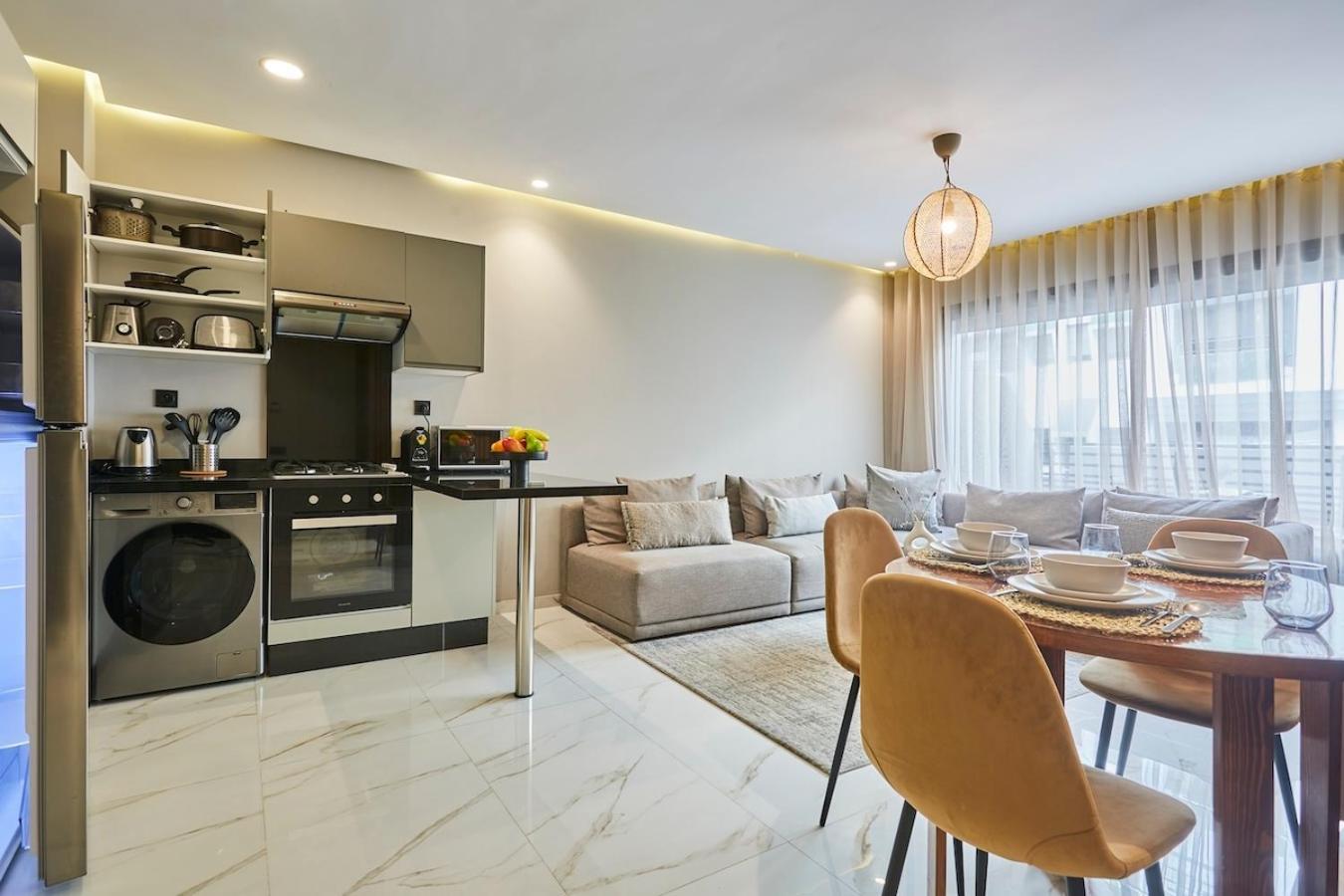 Chic And Cozy 1 Bedroom Oasis In The Heart Of Casa Казабланка Екстериор снимка