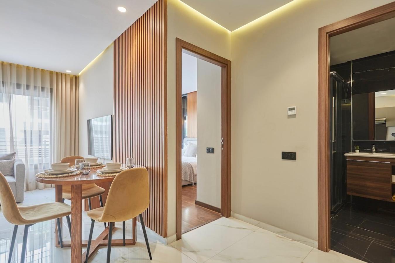 Chic And Cozy 1 Bedroom Oasis In The Heart Of Casa Казабланка Екстериор снимка